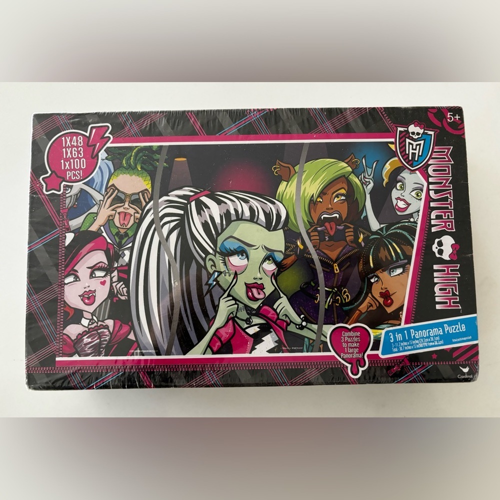 New Vintage Monster High Puzzle 3 in 1 Sealed